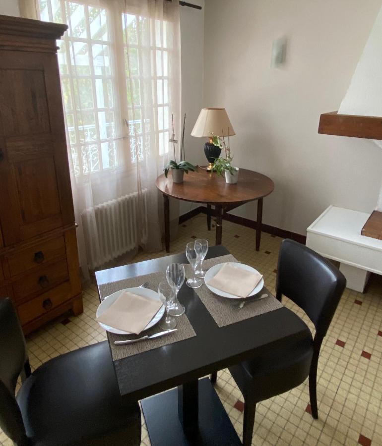 Auberge De Lamagistère Eksteriør bilde
