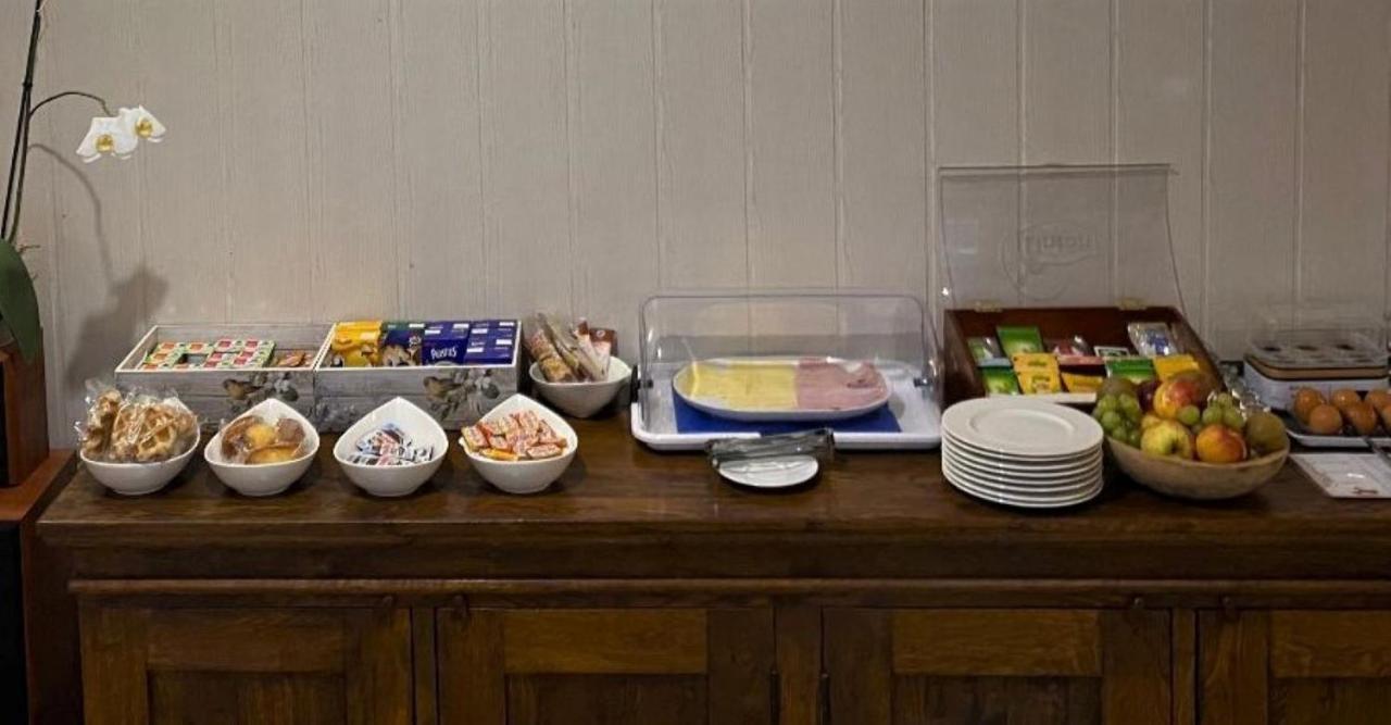 Auberge De Lamagistère Eksteriør bilde